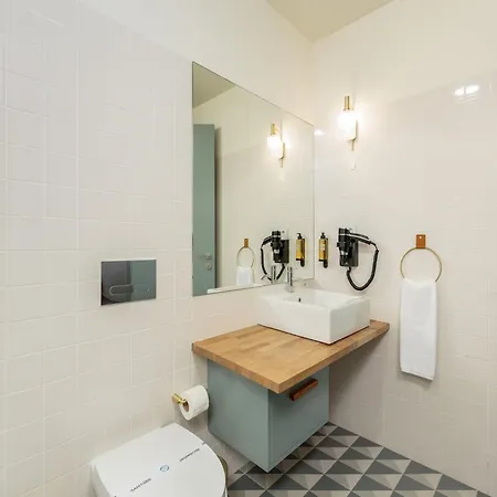 Feel Corporate Housing Campanha 05 Апартаменты